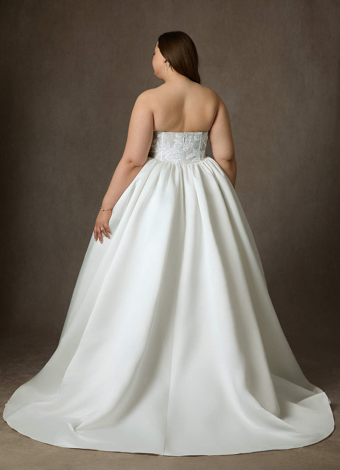Diamond White Ball-Gown Strapless Lace Dress