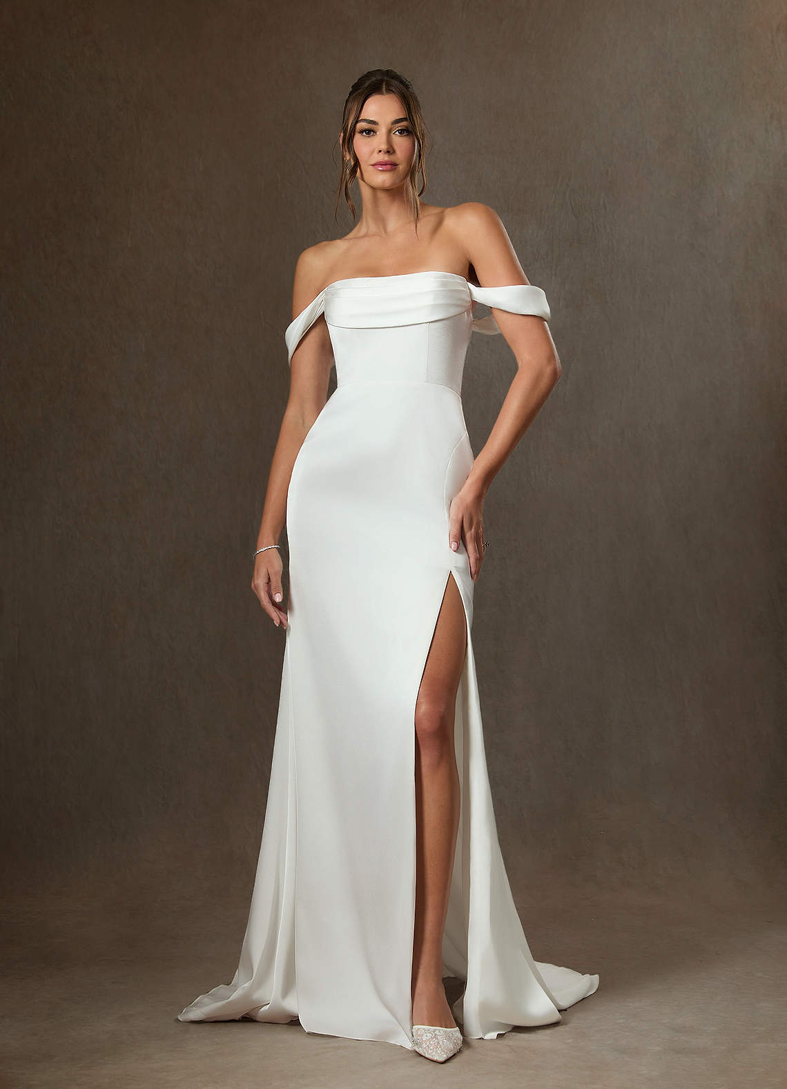 Diamond White Sheath Side Slit Stretch Satin Dress