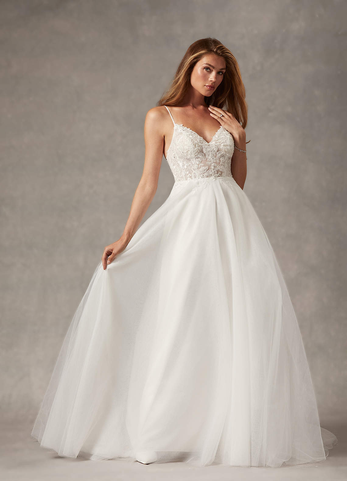 Diamond White A-Line V-Neck Sequins Tulle Dress