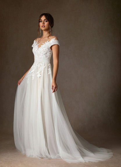 Diamond White A-Line Illusion Off-The-Shouler Lace Tulle Dress