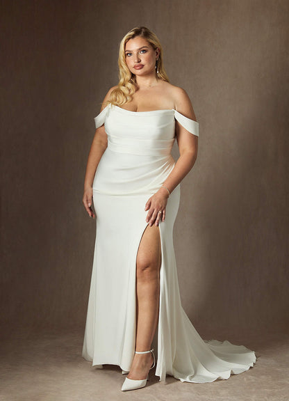 Diamond White Mermaid Scoop Pleated Crepe Back Satin Dress