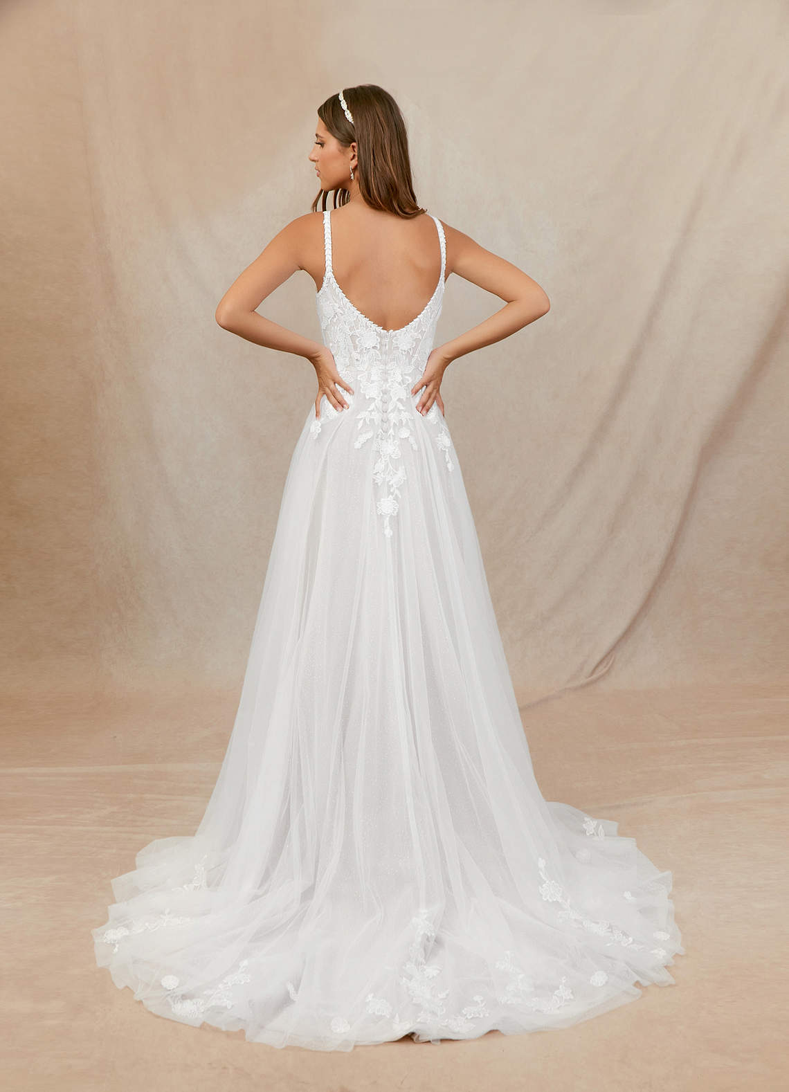 Diamond White A-Line Scoop Tulle Dress