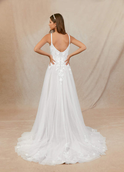 Diamond White A-Line Scoop Tulle Dress
