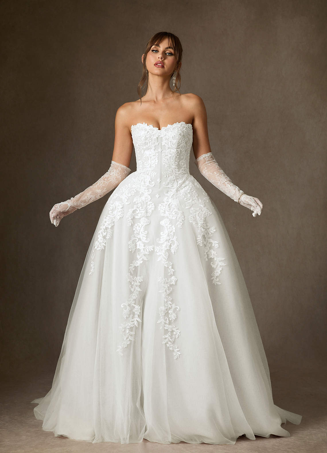 Diamond White Ball-Gown Strapless Lace Dress
