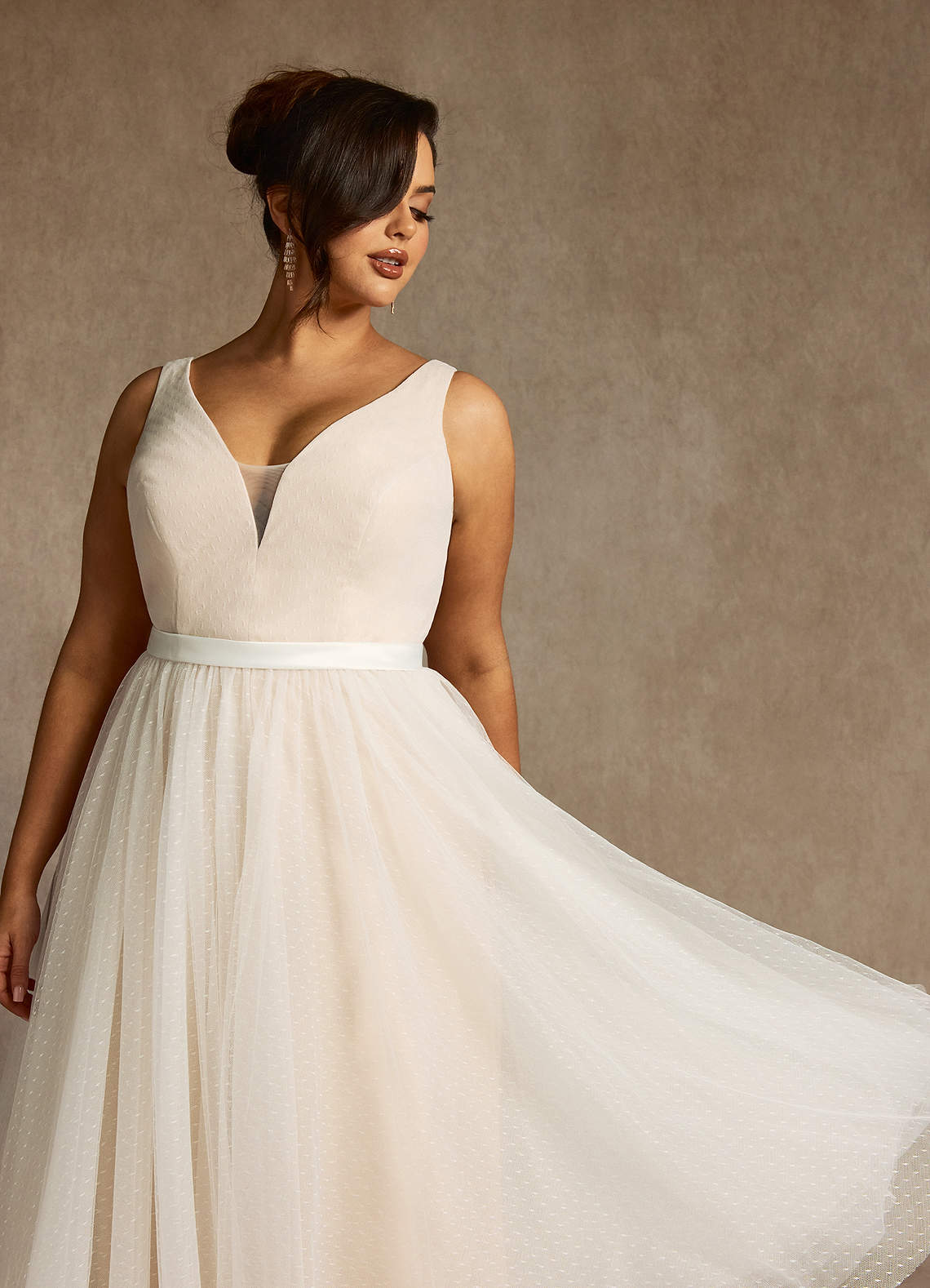 Diamond White Champagne A-Line Bow Tulle Dress