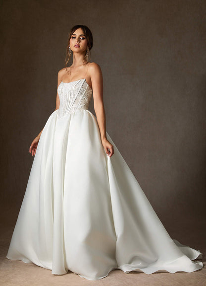 Diamond White Ball-Gown Strapless Lace Dress