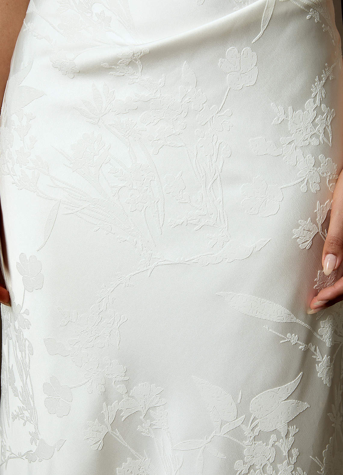 Diamond White Sheath Strapless Floral Jacquard Dress