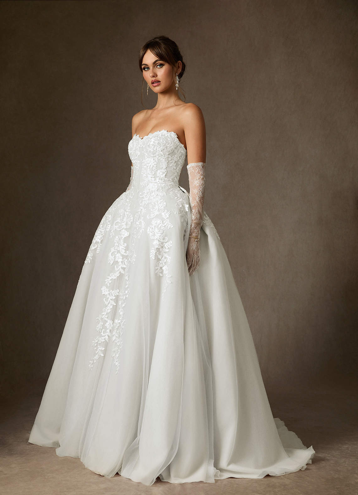 Diamond White Ball-Gown Strapless Lace Dress