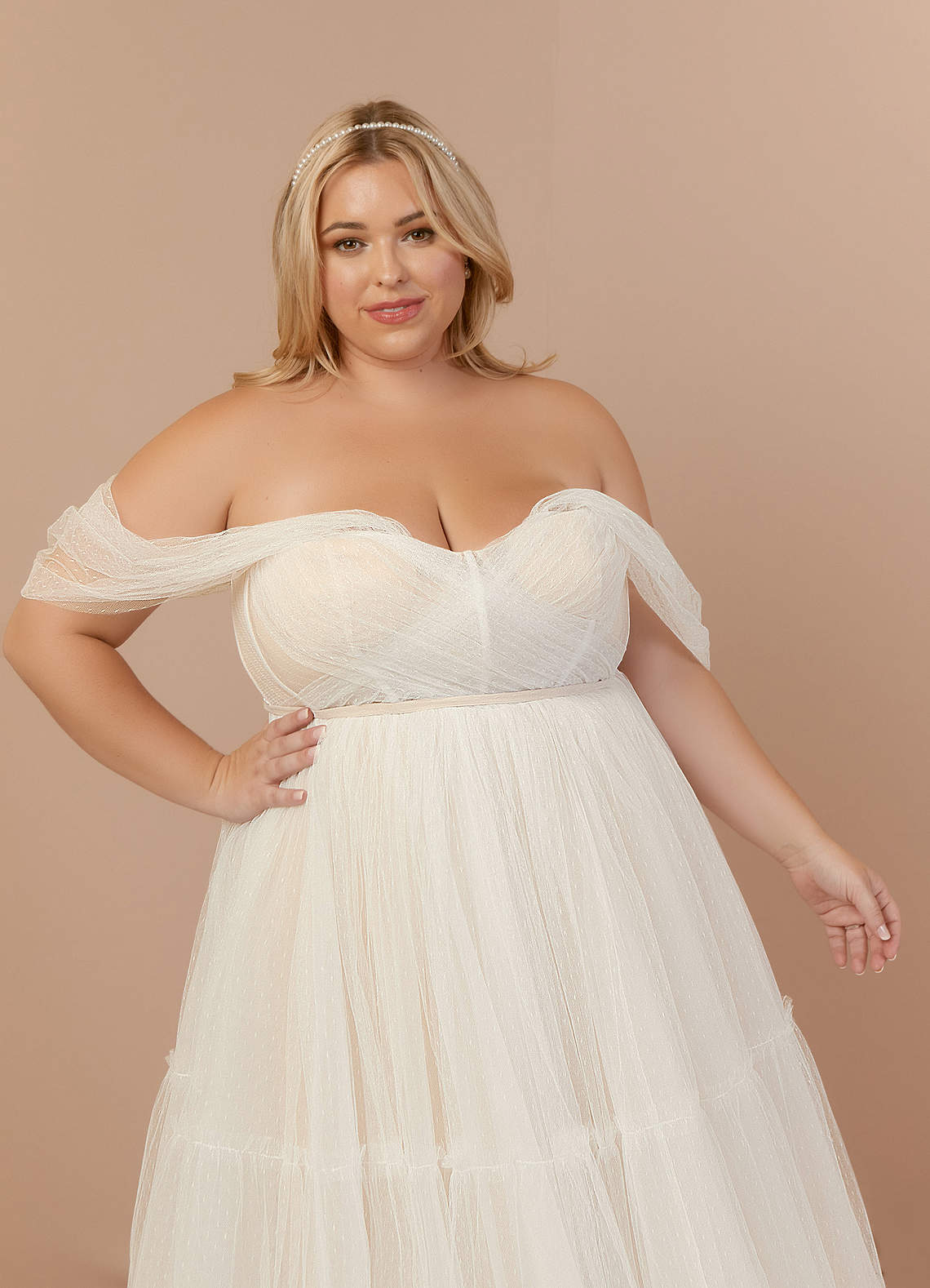 Diamond White Champagne A-Line Off-The-Shouler Tulle Dress