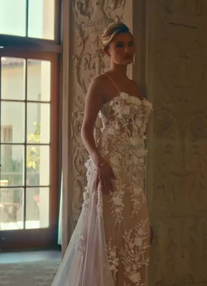 Diamond White Mermaid Strapless Lace Dress