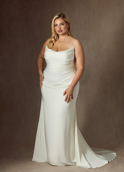 Diamond White Mermaid Strapless Crepe Back Satin Dress