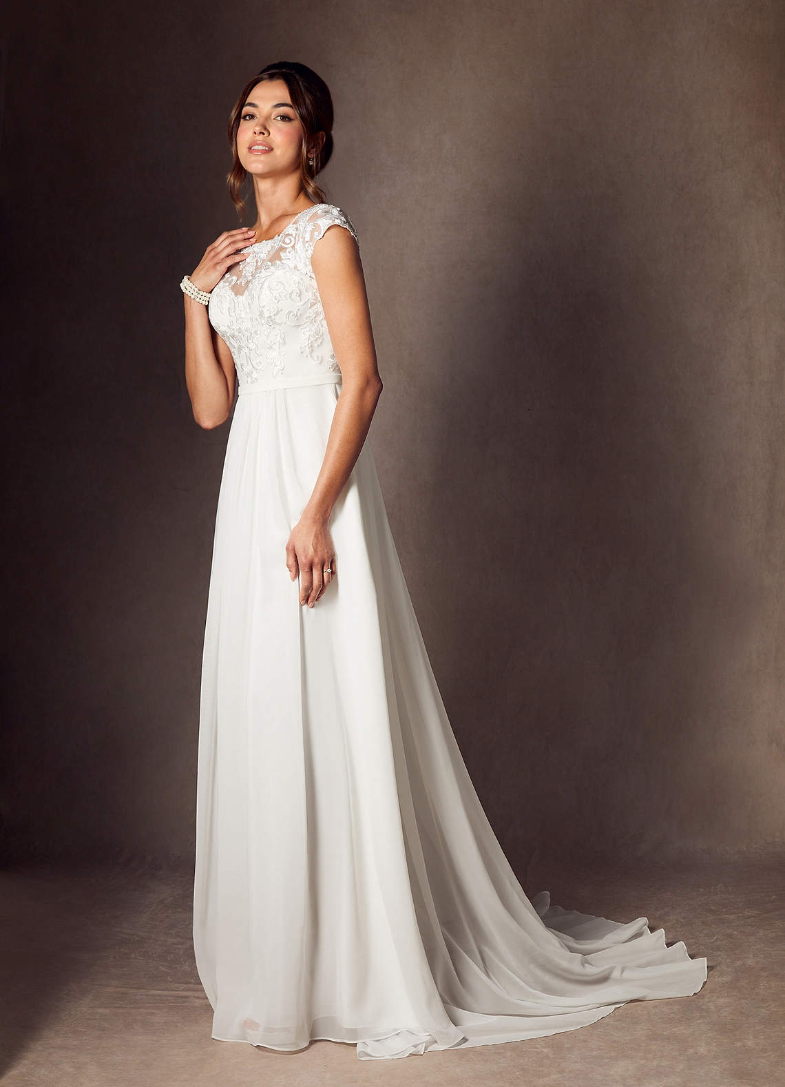Diamond White A-Line Scoop Sequins Chiffon Dress