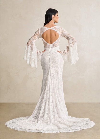 Diamond White Mermaid V-Neck Lace Dress