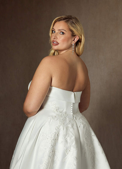 Diamond White Ball-Gown Strapless Satin Dress