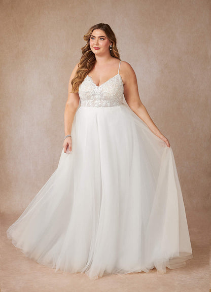 Diamond White A-Line V-Neck Sequins Tulle Dress