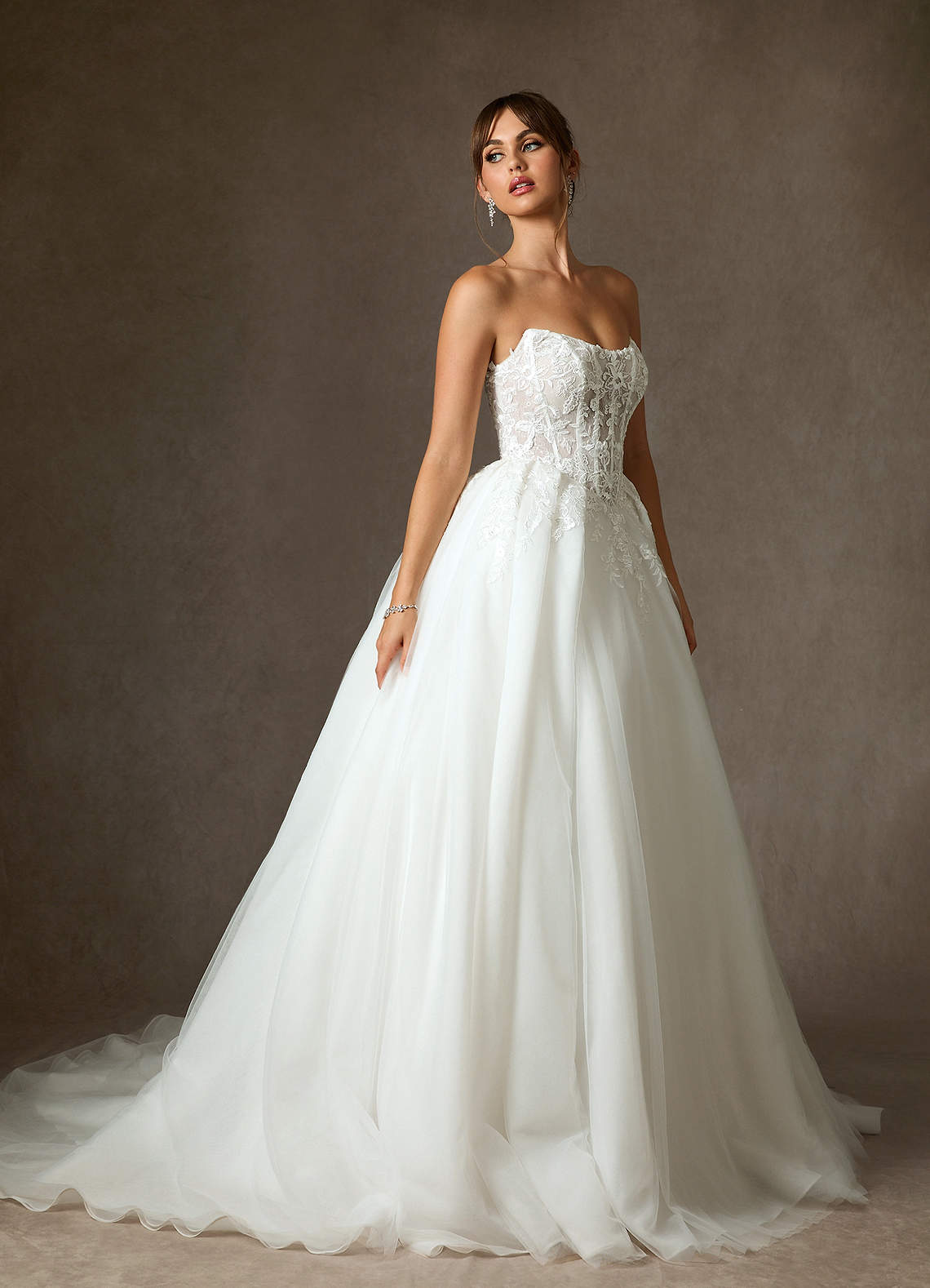 Diamond White Ball-Gown Strapless Lace Dress