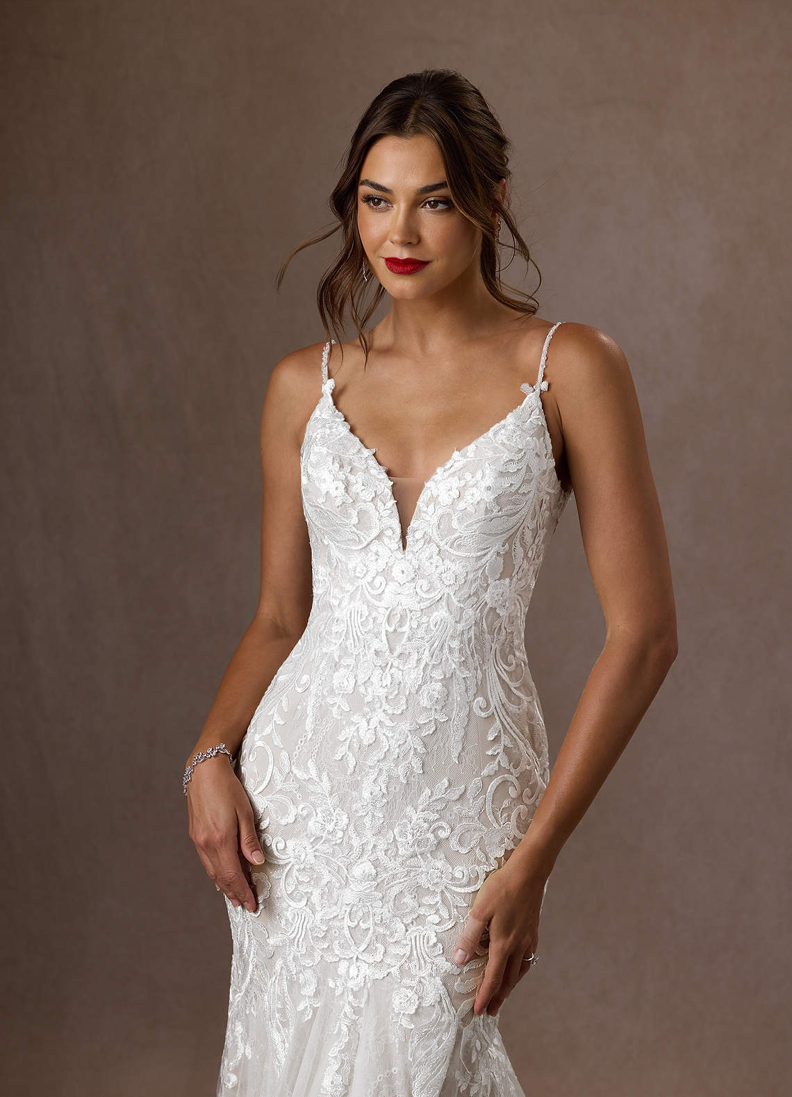 Diamond White Mermaid V-Neck Sequins Tulle Dress