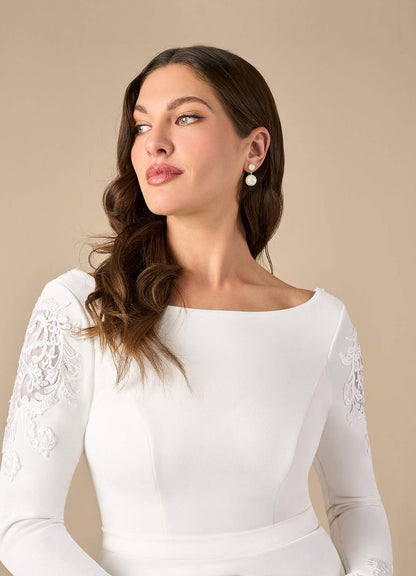 Diamond White Mermaid Scoop Sequins Stretch Crepe Dress