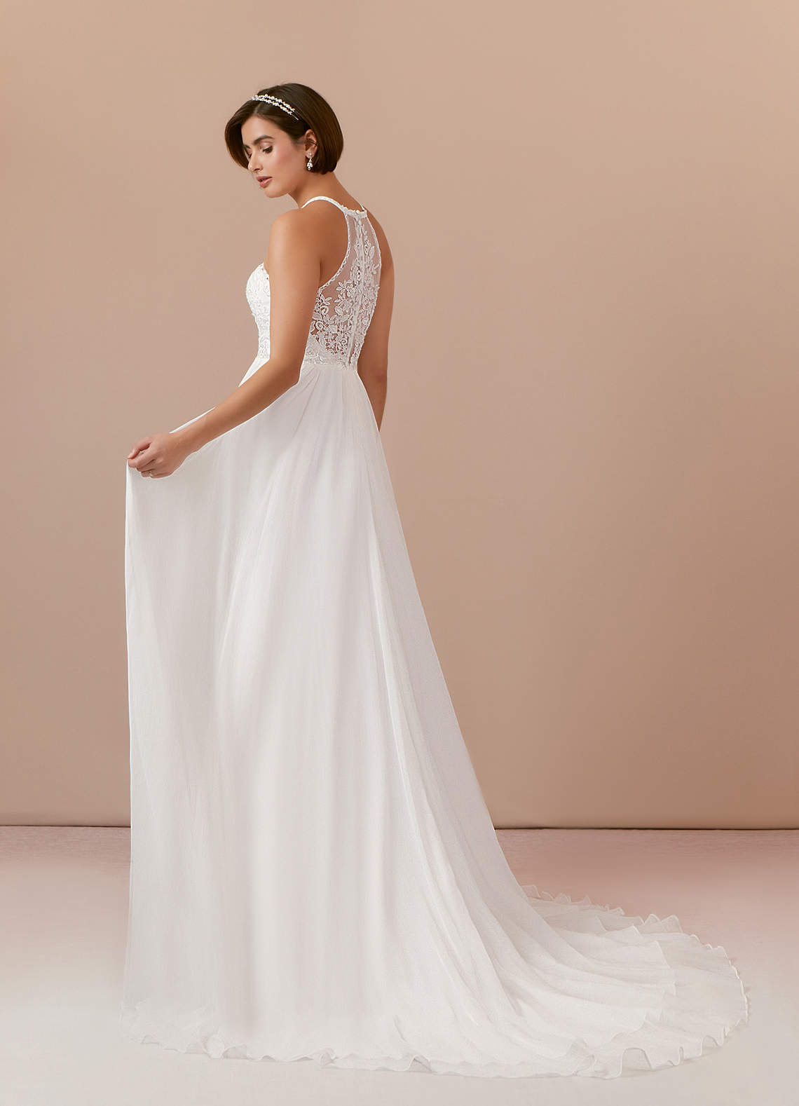 Diamond White A-Line Lace Crinkle Chiffon Dress