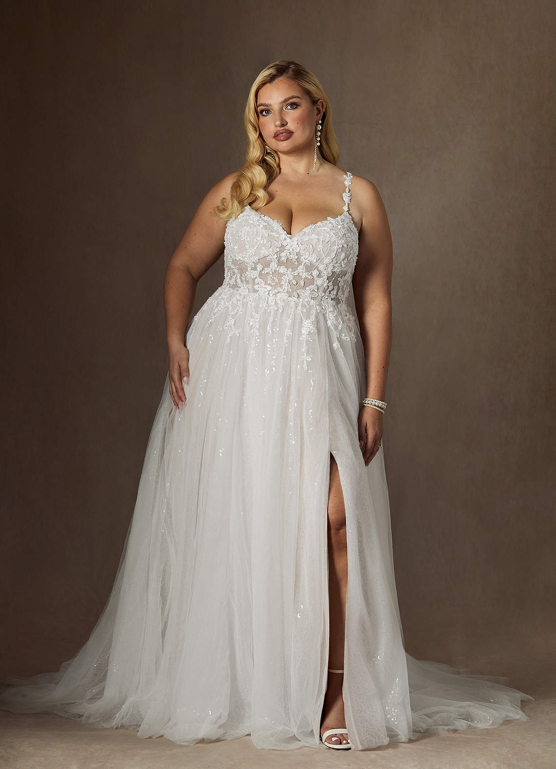 Diamond White A-Line V-Neck Sequins Tulle Dress