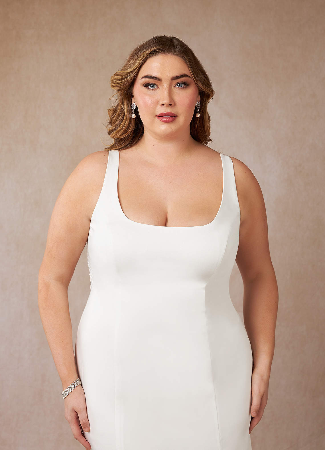 Diamond White Mermaid Scoop Sequins Crepe Back Satin Dress