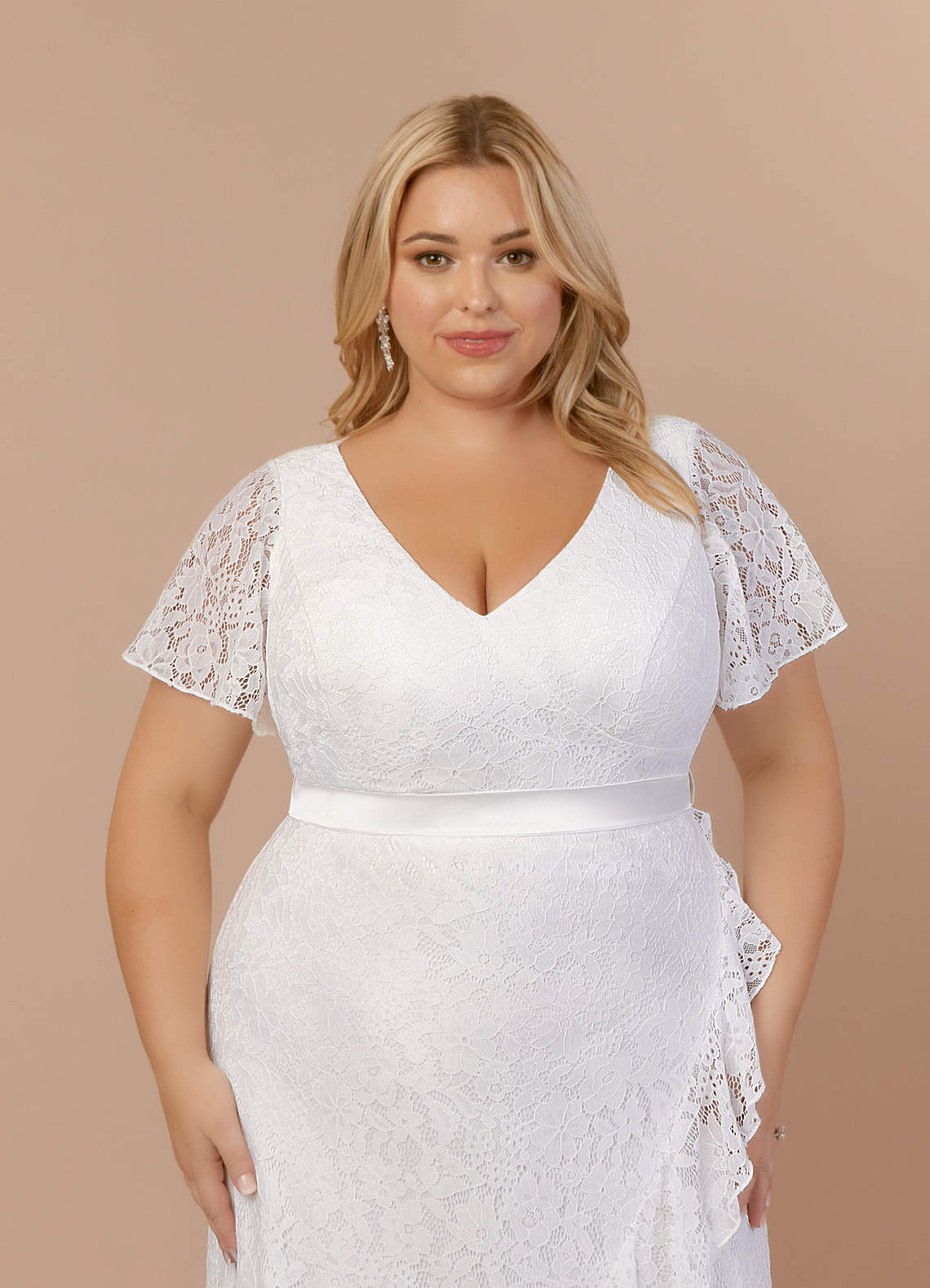 Diamond White A-Line V-Neck Lace Dress