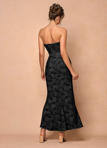 Ezrena Black Maxi Dress