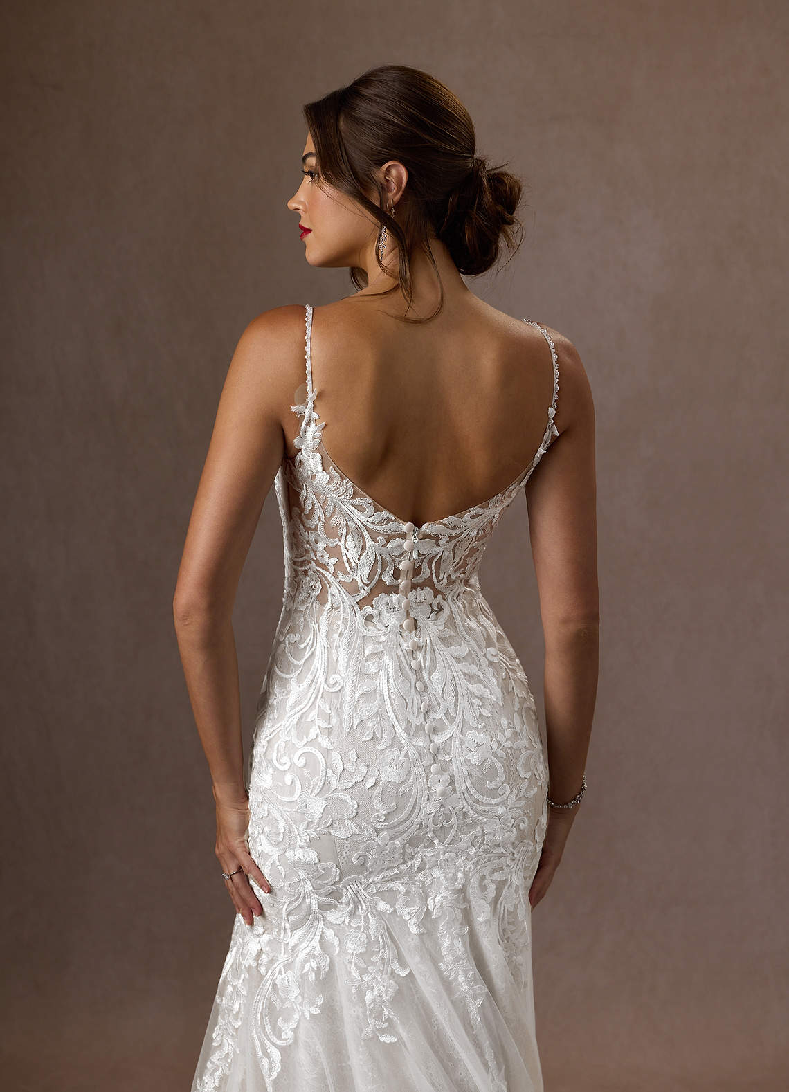 Diamond White Mermaid V-Neck Sequins Tulle Dress