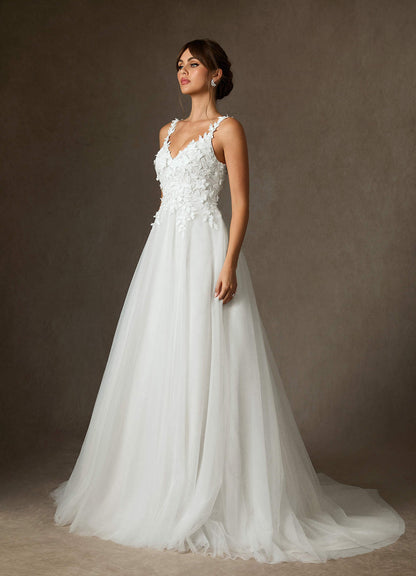 Diamond White Ball-Gown Lace Dress