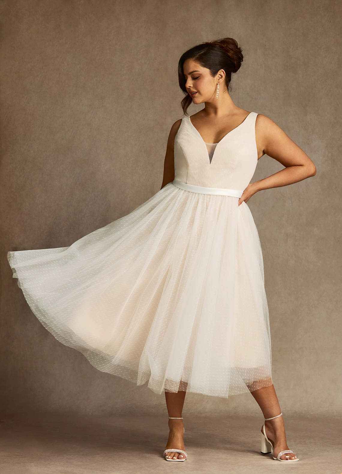 Diamond White Champagne A-Line Bow Tulle Dress