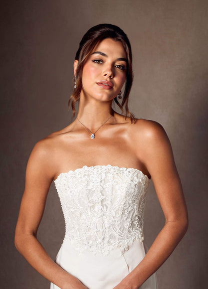 Diamond White Mermaid Lace Crepe Back Satin Dress