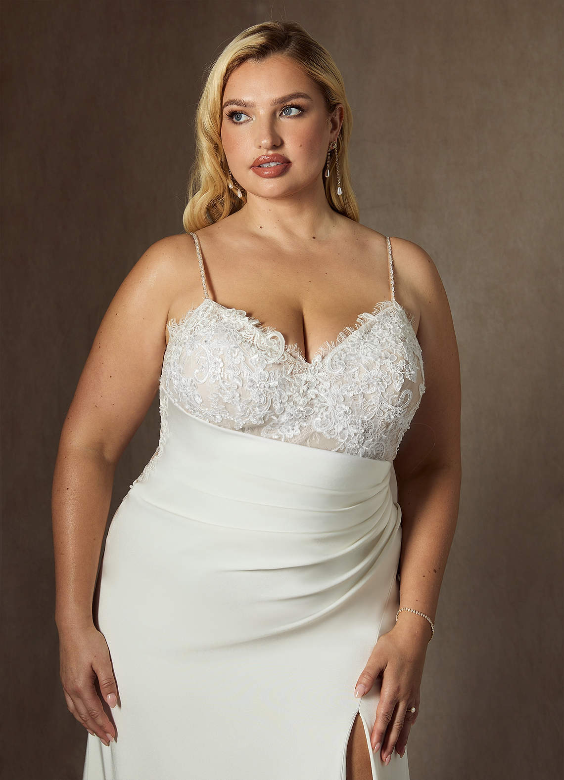 Diamond White Mermaid V-Neck Sequins Stretch Satin Dress