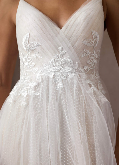 Diamond White A-Line V-Neck Sequins Tulle Dress
