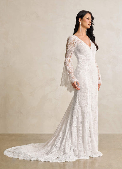 Diamond White Mermaid V-Neck Lace Dress