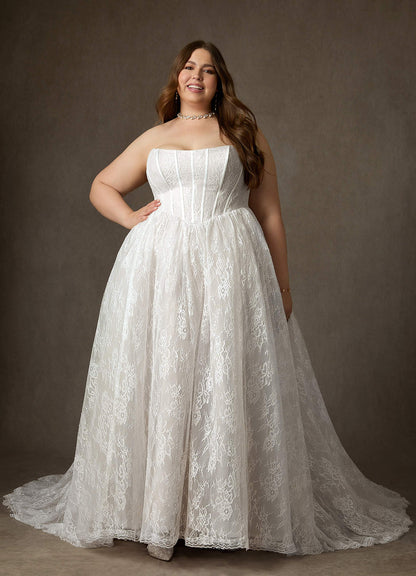 Diamond White Ball-Gown Strapless Lace Dress