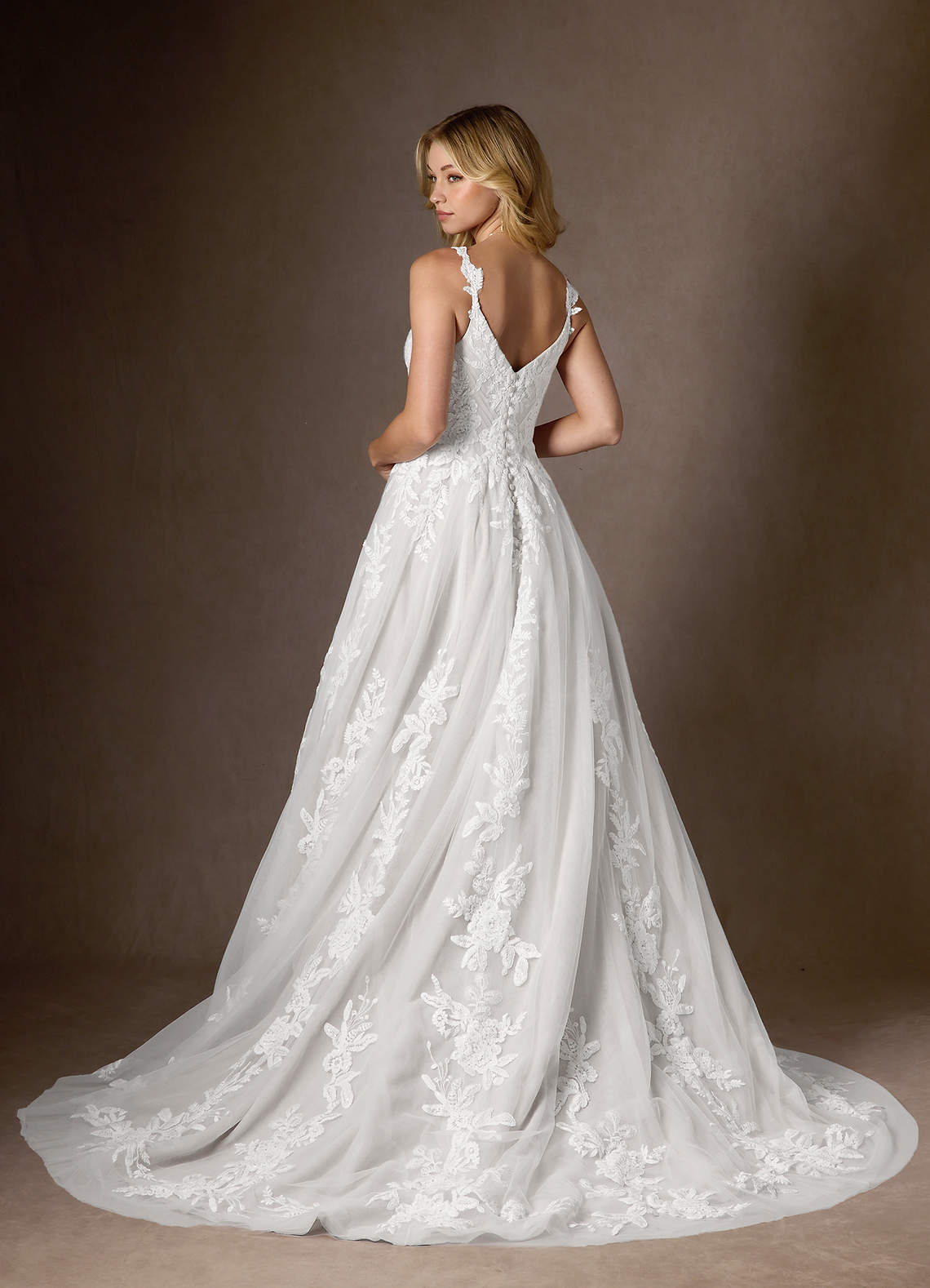 Diamond White A-Line V-Neck Sequins Tulle Dress