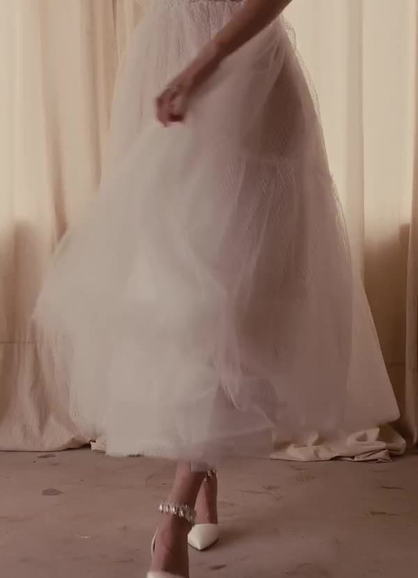 Diamond White Champagne A-Line Off-The-Shouler Tulle Dress