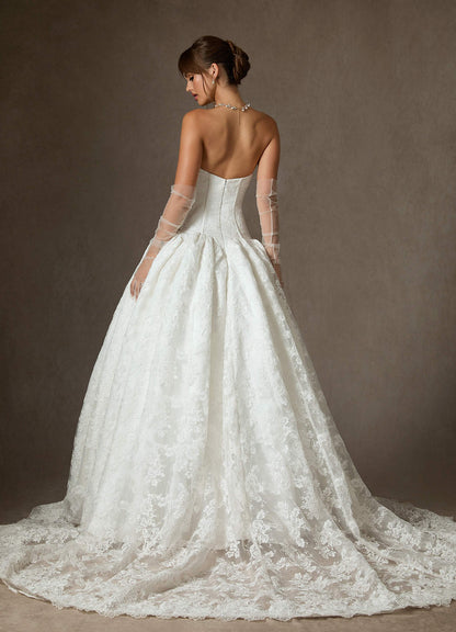 Diamond White Ball-Gown Strapless Lace Dress