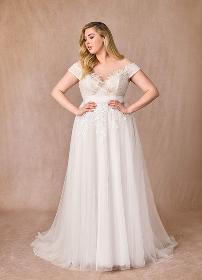 Diamond White A-Line Illusion Off-The-Shouler Lace Tulle Dress