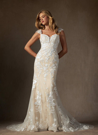 Diamond White Champagne Mermaid Sweetheart Sequins Tulle Dress