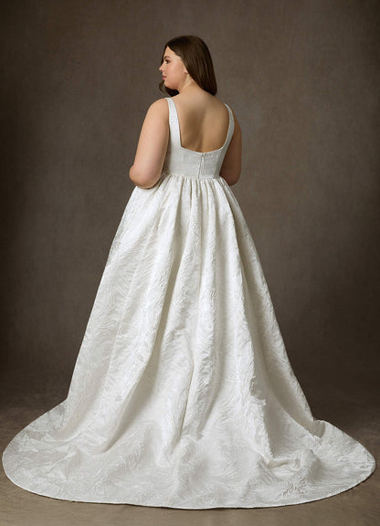 Diamond White Ball-Gown with Pockets Floral Jacquard Dress