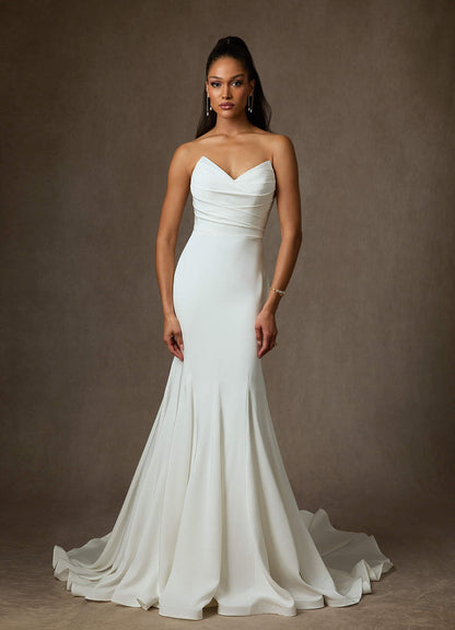 Diamond White Mermaid Crepe Back Satin Dress