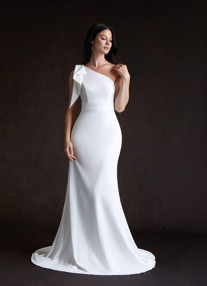 Diamond White Mermaid One Shoulder Stretch Crepe Dress