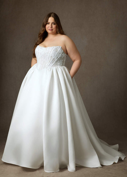 Diamond White Ball-Gown Strapless Lace Dress