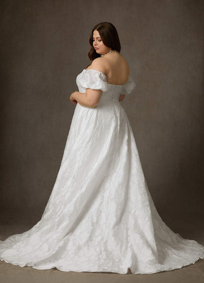 Diamond White Ball-Gown Sweetheart Neckline Floral Burnout Jacquard Dress