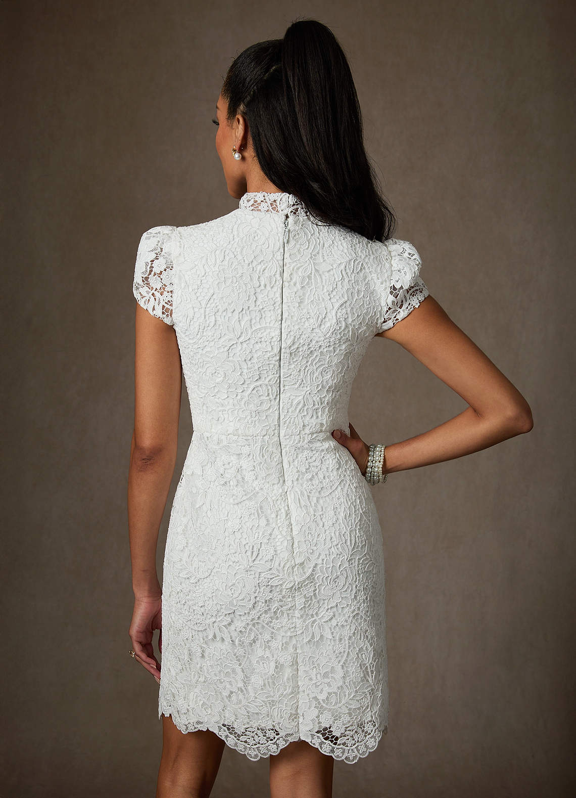 Diamond White Sheath High Neck Lace Dress