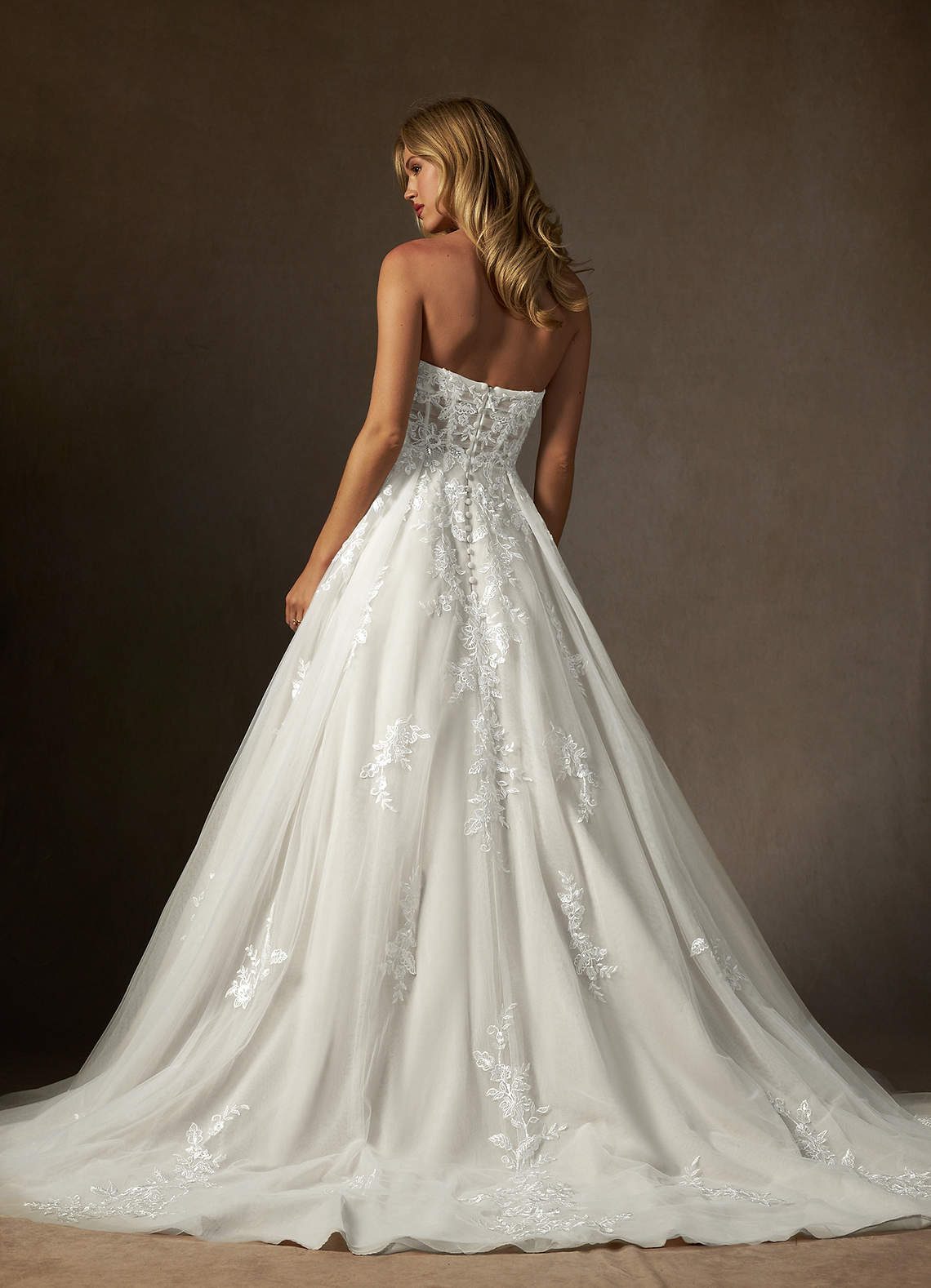 Diamond White Ball-Gown Strapless Lace Dress