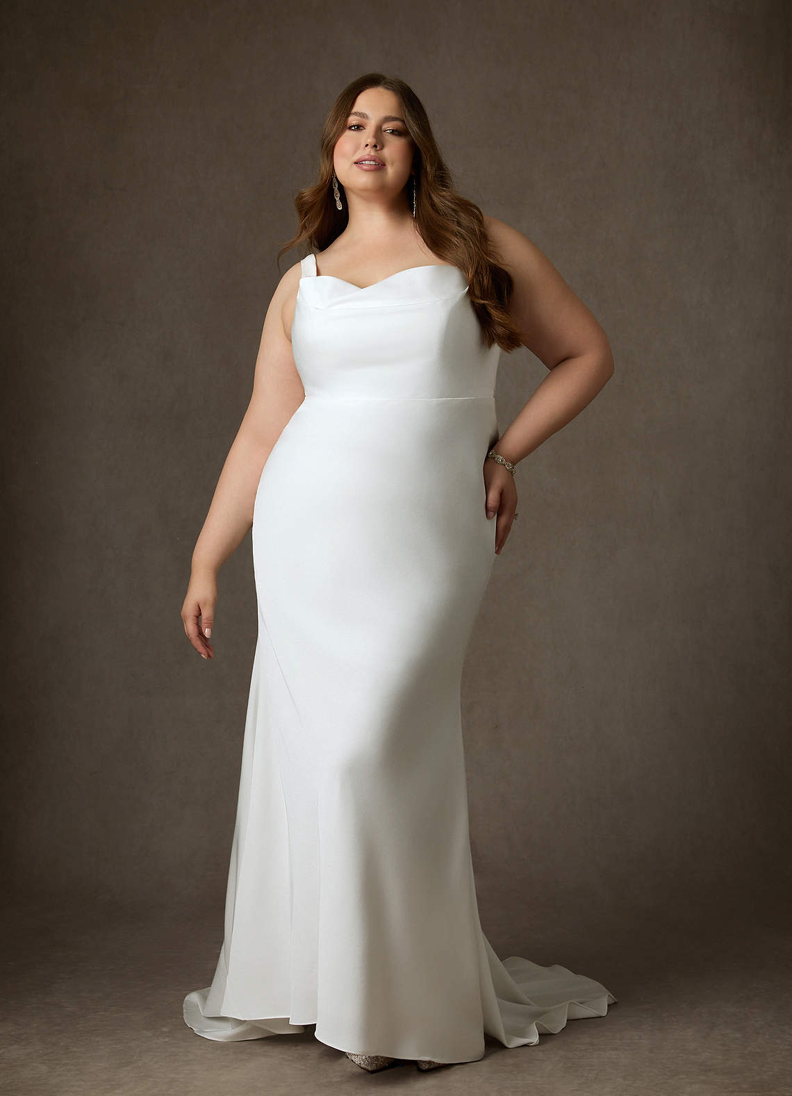 Diamond White Mermaid Crepe Back Satin Dress