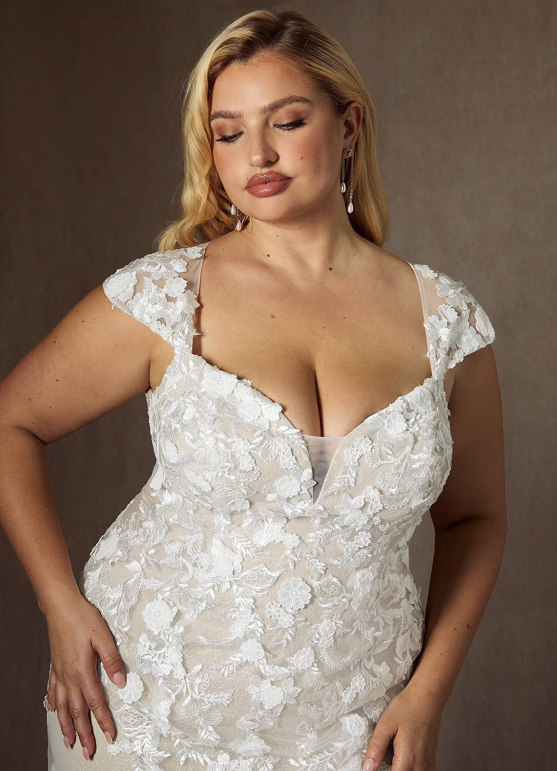 Diamond White Champagne Mermaid Sweetheart Sequins Tulle Dress