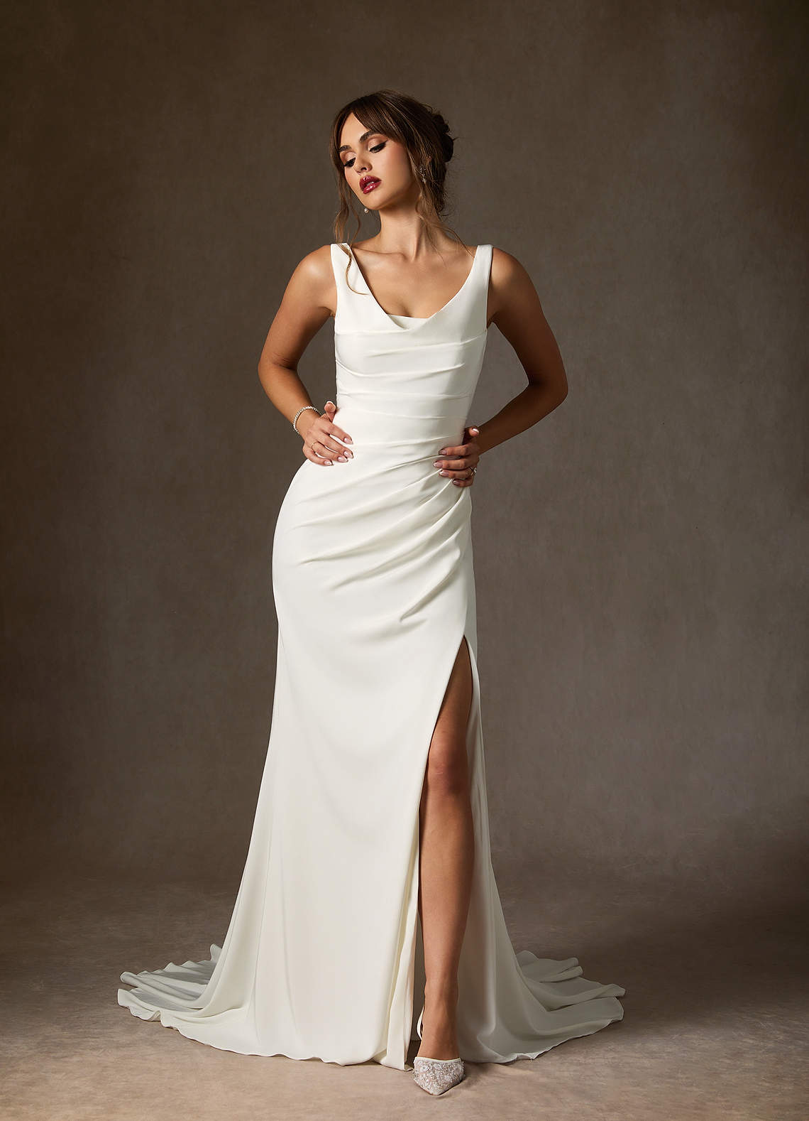 Diamond White Mermaid Scoop Pleated Crepe Back Satin Dress